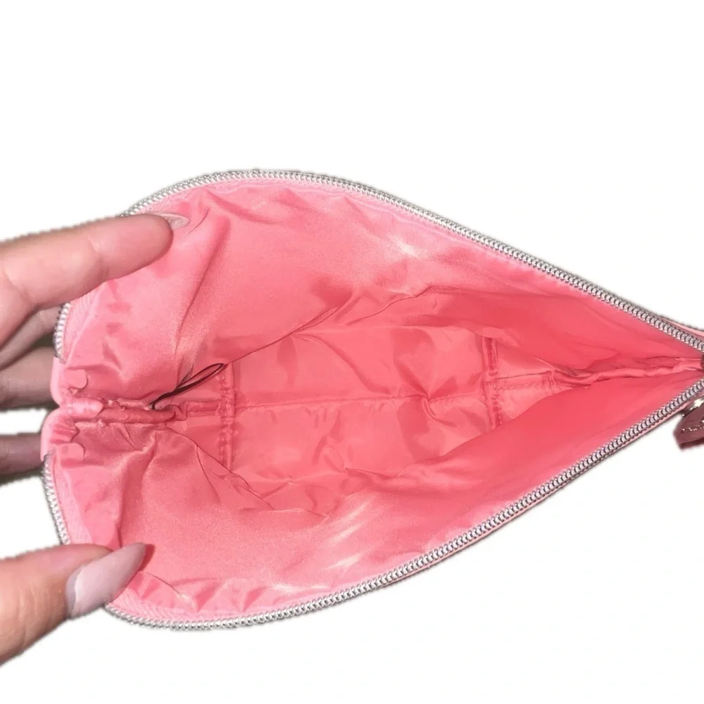 it COSMETICS XL Zip Travel Cosmetic Bags, Pink & Silver-Tone Hardware, NWOT (2)